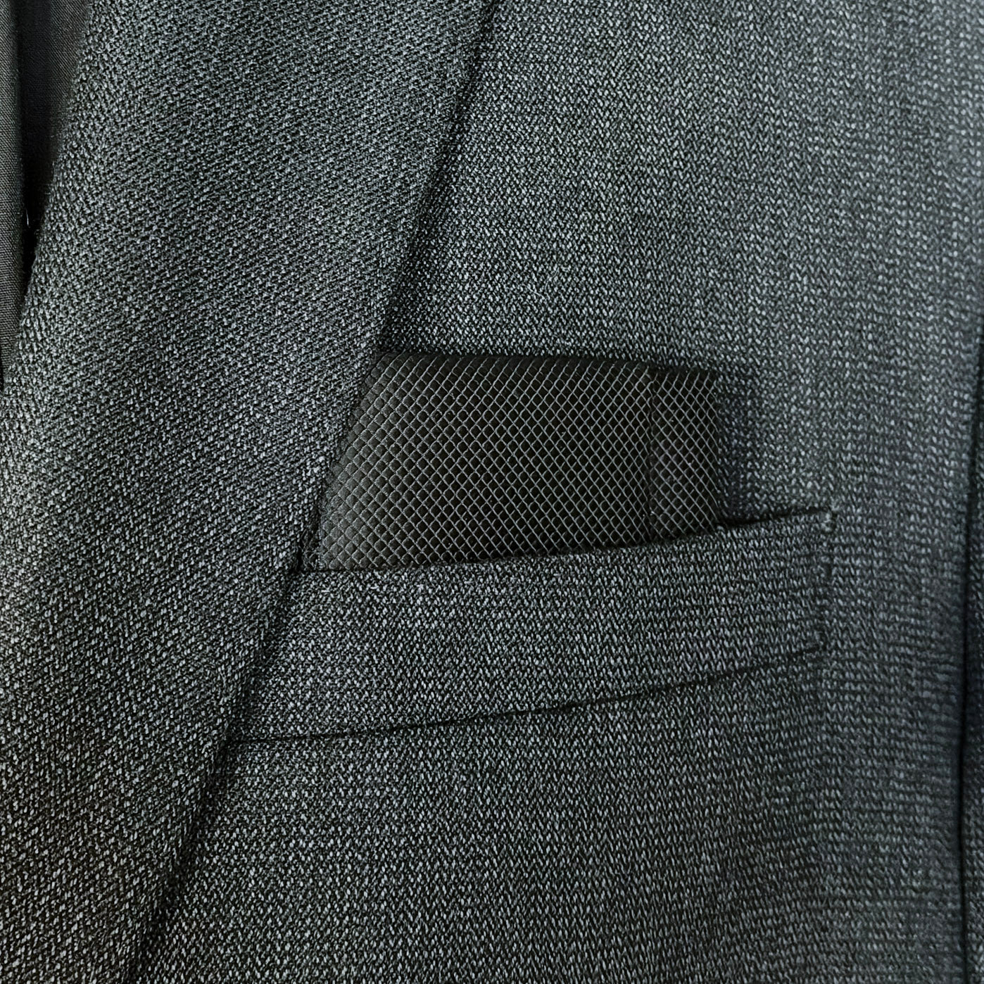 Dash • Black - Signature Fold Pocket Square